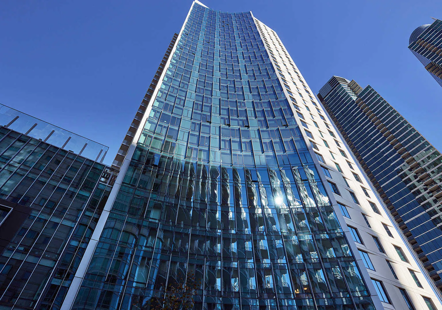 340 Fremont — Photo 1