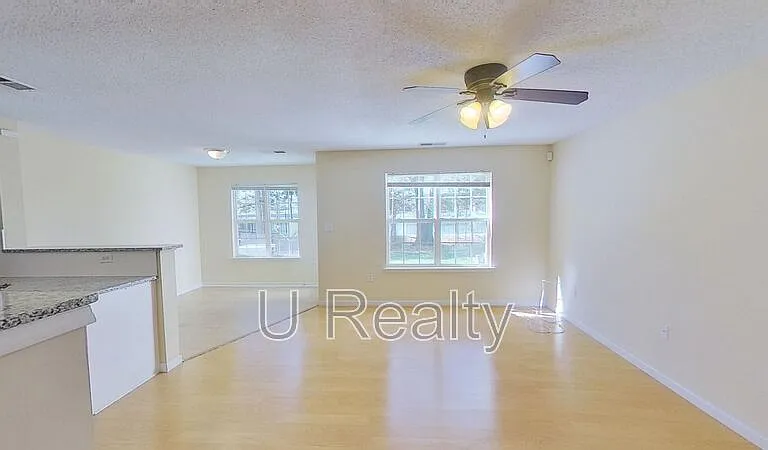 482 Robin Reed Ct — Photo 3