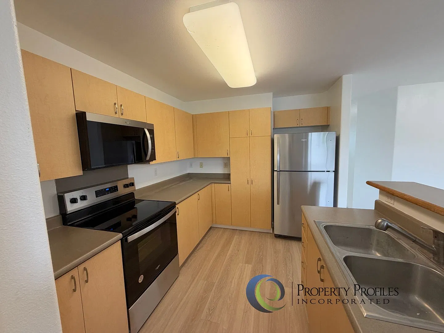 Havens of I'i Vista - 2 Bedroom 2 Bath 2 Parking - Available Now! — Photo 2