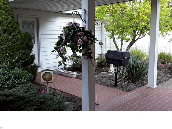 2nd image of 7198 Wildwood Dr