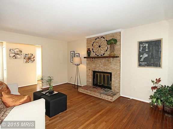 3rd image of 6547 Koziara Dr