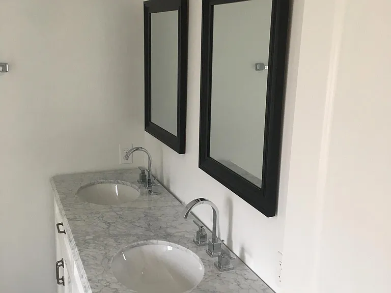 27 Edgewood Ave — Photo 3
