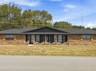 1370 Lincoln St, Healdton, OK 73438
