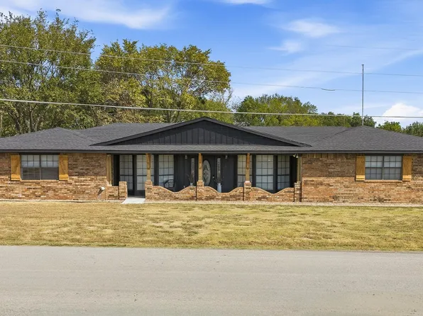 1370 Lincoln St, Healdton, OK 73438