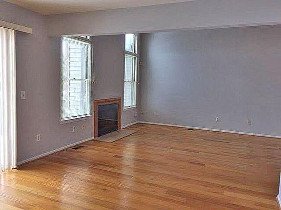 4th image of 546 Galen Cir #23