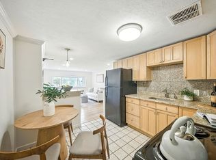 2 Lagrange St #4A, West Roxbury, MA 02132