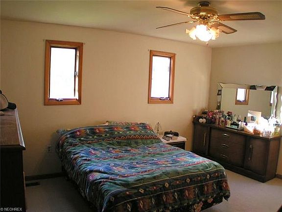 5th image of 104 Evergreen Dr