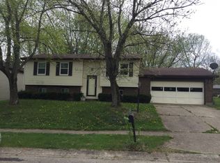 625 Royston Dr, Waynesville, OH 45068