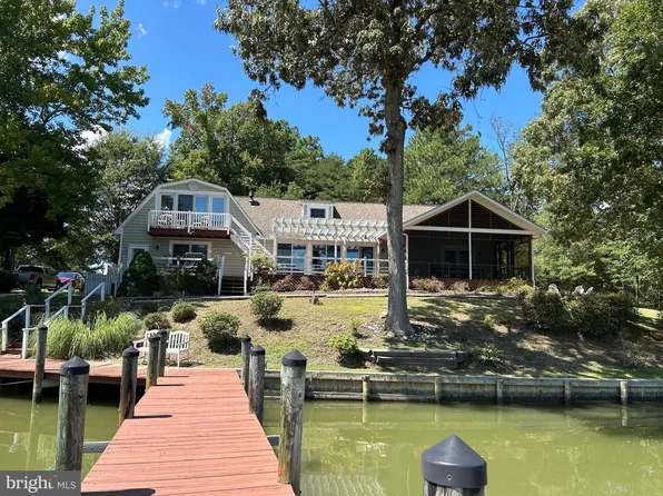 780 S Glebe Rd, Montross, VA 22520