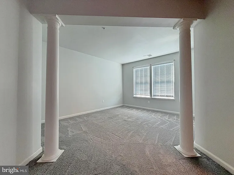 3429 Linden Grove Dr — Photo 42