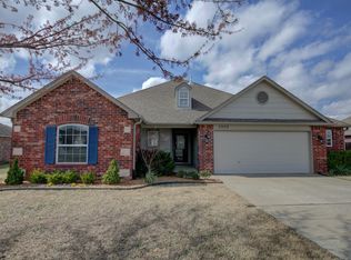 9900 N 103rd Ct, Owasso, OK 74055