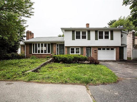 2nd image of 338 Fruit Hill Ave