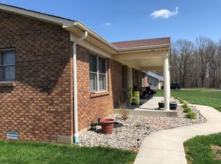 69 Happy Valley Rd, Russell Springs, KY 42642