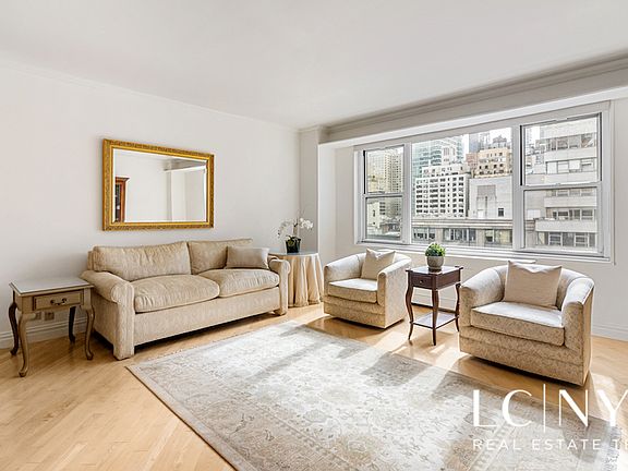 4th image of 224 E 60th St APT 9E