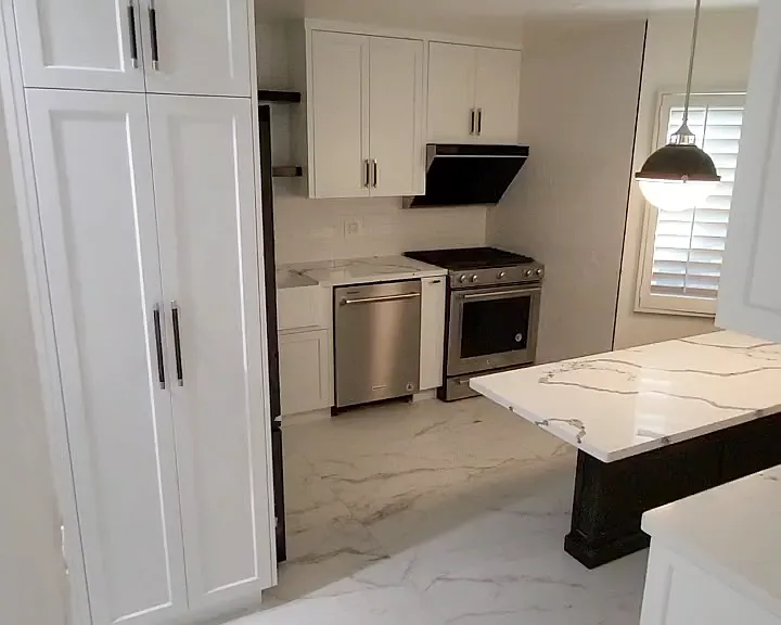 11940 Weddington St #16 — Photo 1