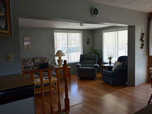4th image of 12592 E 44th Dr