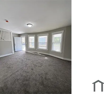 3 bed, 1286 sqft, $1,500 — Photo 1