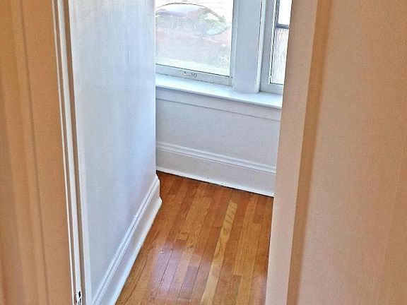 5th image of 12203 Clifton Blvd APT 40