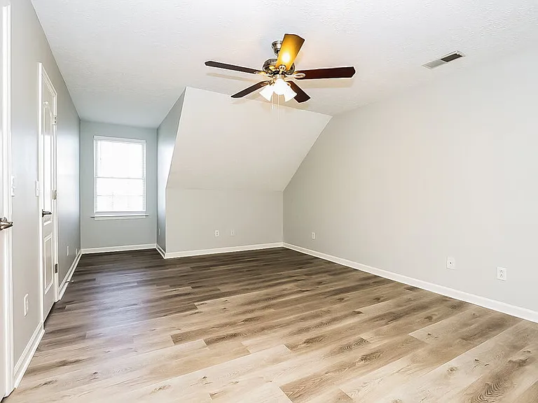 459 Nyu Pl — Photo 10