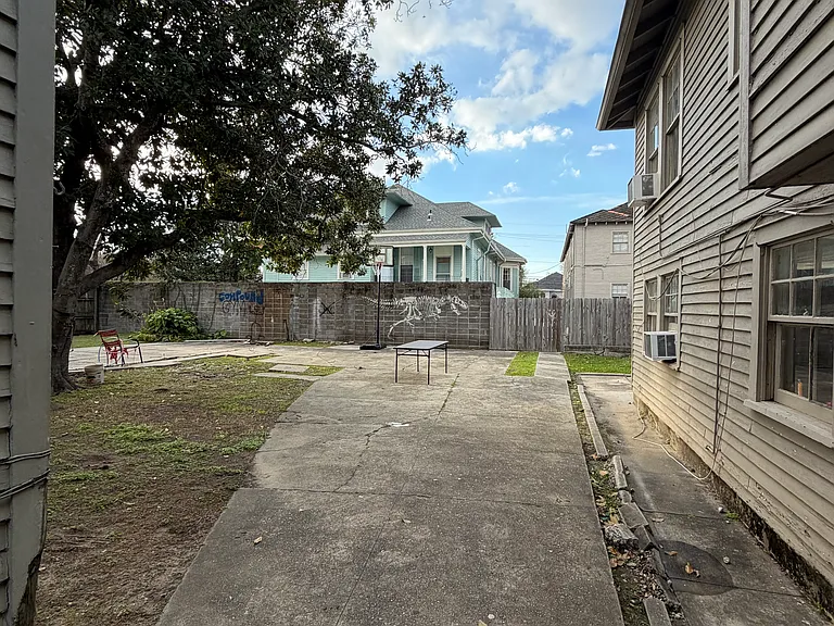 910 Audubon St #910 — Photo 14
