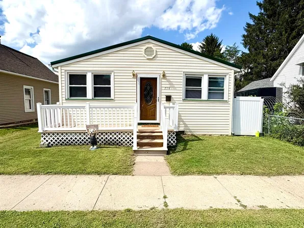 714 Hedge Ave, Burlington, IA 52601