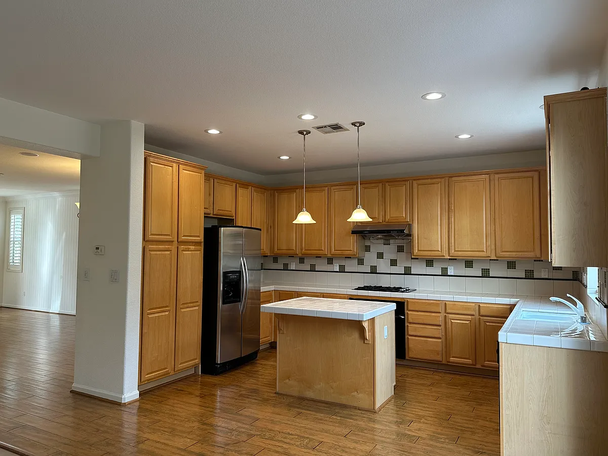 Building Photo - 29 Coos Bay Ct