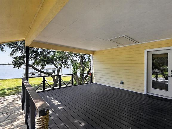 3rd image of 7228 Emerald Dr