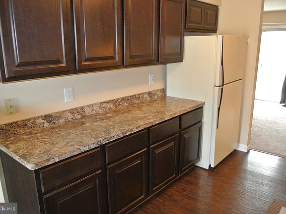4th image of 109 Spanish Moss Dr