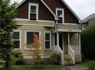 1813 5th Ave W, Seattle, WA 98119