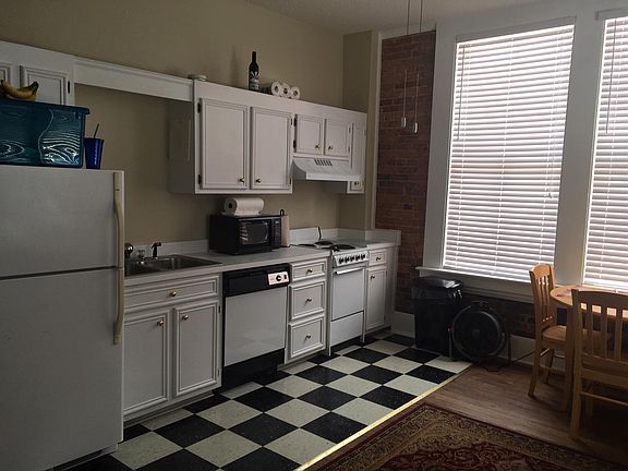 2nd image of 136 E Carolina Ave APT C