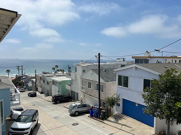 2nd image of 222 41st St #222