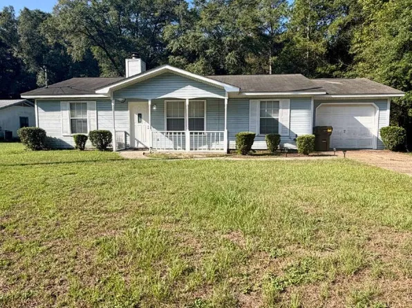 792 Old Newton Rd, Daleville, AL 36322