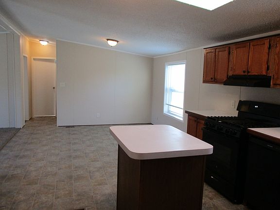 2nd image of 43600 W Park Dr #279