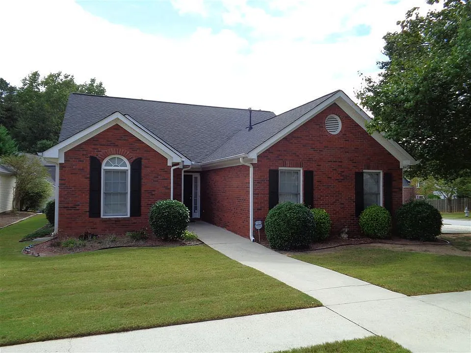 155 Woodstream Way