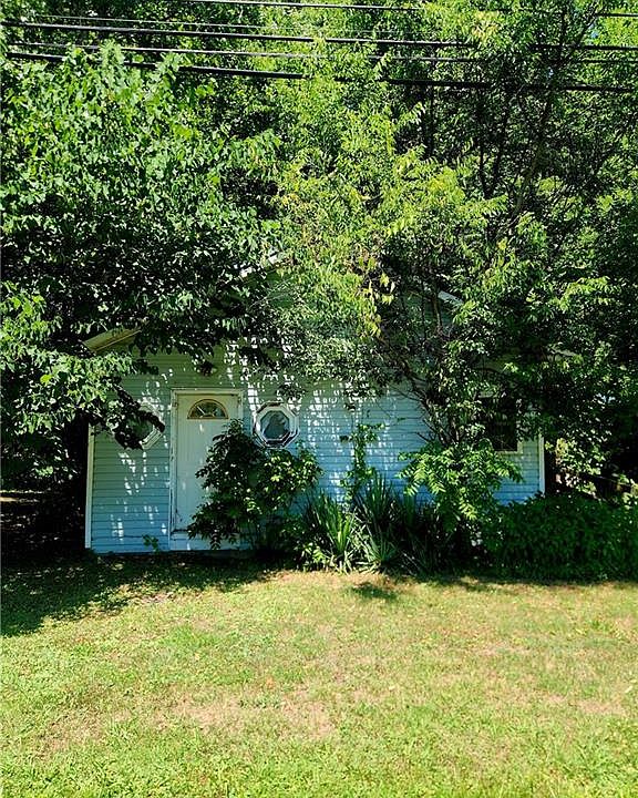2nd image of 6615 Flint Hill Rd