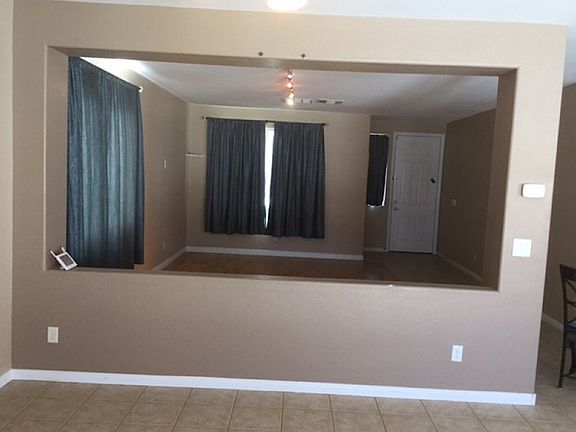 3rd image of 184 Regal Sunset Ave