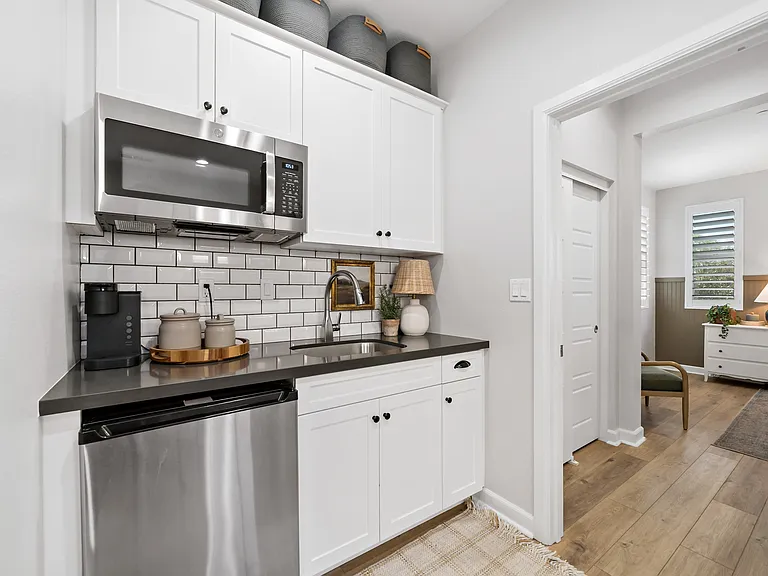Gen-suite kitchenette
