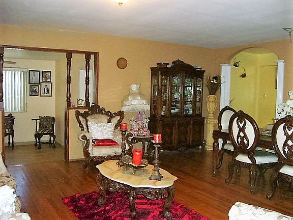 5th image of 9518 Bexley Dr