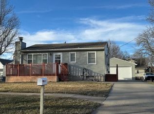 215 E A St, Hastings, NE 68901