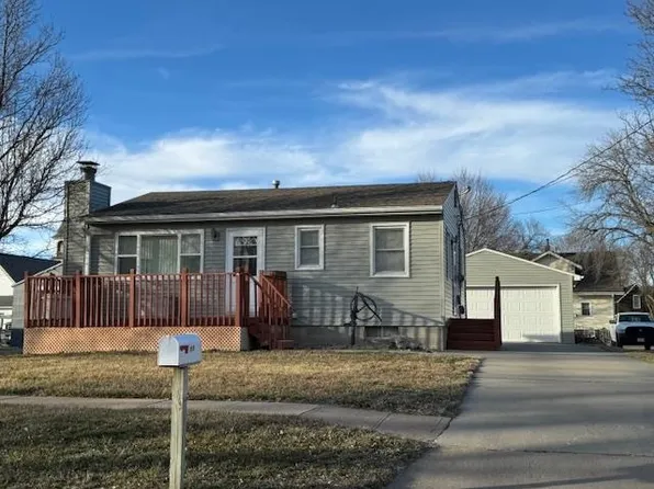 215 E A St, Hastings, NE 68901