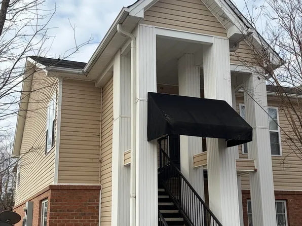 2500 Huntscroft Ln APT 200, Raleigh, NC 27617