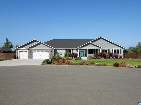 71 Ware Ct, Sequim, WA 98382