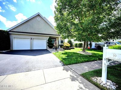 10 Crawford Road, Manalapan, NJ, 07726