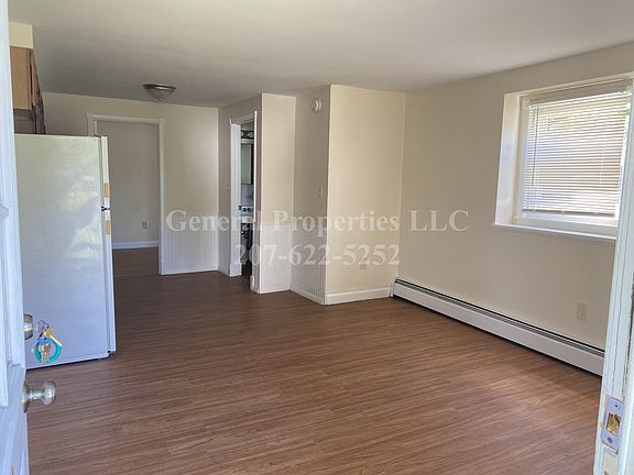 3rd image of 84 Highland Ave