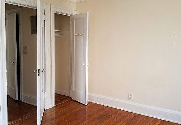 5th image of 2560 33rd St APT 3