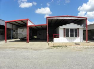 123 Prevost Dr, Whitney, TX 76692