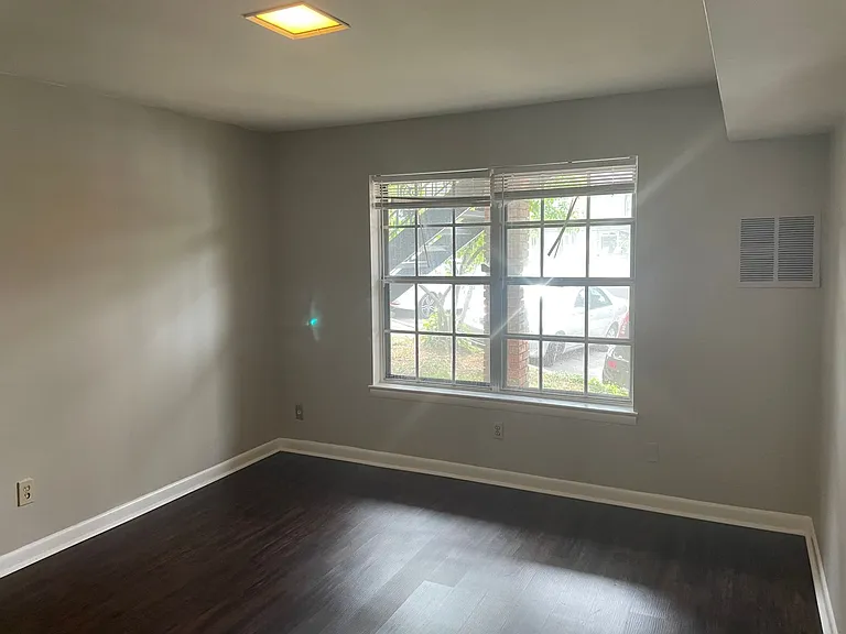 2727 Highland Ave S #108 — Photo 13