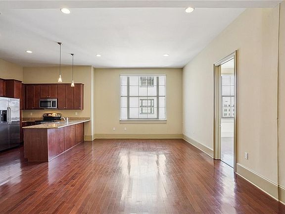 4th image of 1201 Canal St APT 327