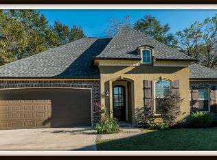 309 Beacon Dr, Youngsville, LA 70592