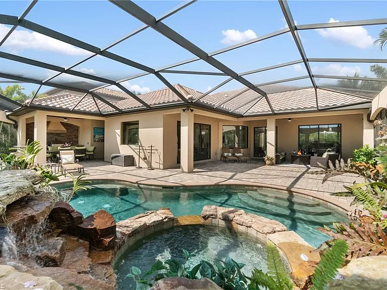 3440 Runaway Ln — Photo 3